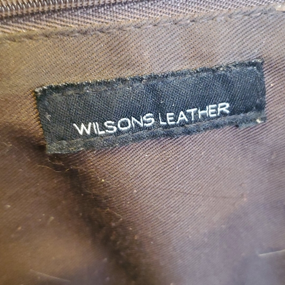Wilson's Leather Deer Hide Genuine Leather Purse - Picture 9 of 9